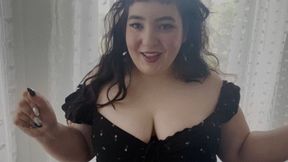 Mommy's Fat Pet Piggy ????