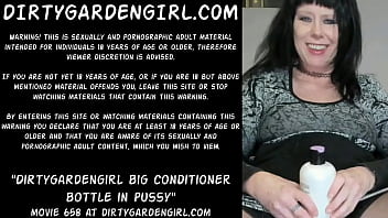 Dirtygardengirl big conditioner bottle in pussy