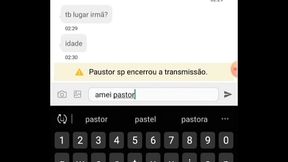 Pastor mostrando a pica no chat da uol