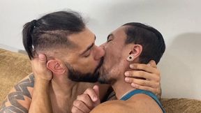 WILD KISSES BETWEEN TWO MUSCLE MEN -- BY DANIEL SANTIAGO AND DARIUS MAXIMUS - CLIP 03