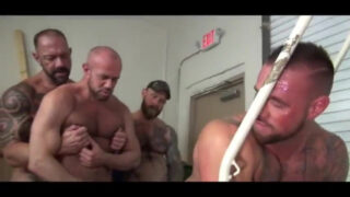 Niedźwiedzie gejowskie dziwki ruchane w dupę