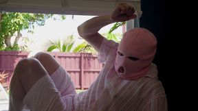 sinatra monroe loves to bounce her perfect booty