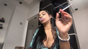 Eloise cigarette randevous