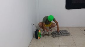 I Was Doing Physical Activity and My Stepmother Came to Seduce Me and Touch My Muscles