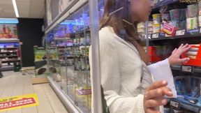 Bralessforever - Ellie's Daily Obsession