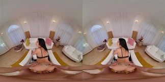 Mia Tracy Can't Continue With Her Working Day Unless You Bring To Earth shattering Orgasm First