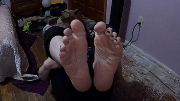 I make you jerk off to my soles - Foot Joi