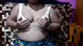 Indian Boudi Show Body With Husband In Video Call.