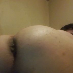 Who wants to kiss my big tg ass