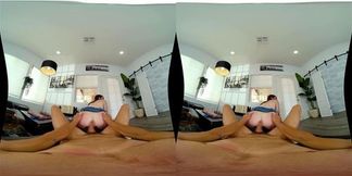 Let's Play Balls with Reese Robbins