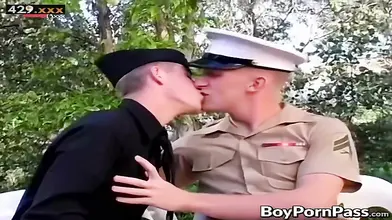 Outdoor Freaks - Hot Muscular Guys Fuck Raw In The Woods