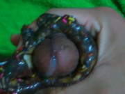 Fuckin' Donut, Jinakol kinantot ang Donut