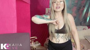 Calling You Out On the Mats: Strong Babe Always Wins!