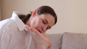 Foot fetish awakens after a sensual lesbian experience