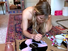 Webcam busty blonde chick live sex chat