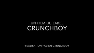 Gã nghiệp dư dương vật khủng Germain EasyBi mang đến màn quan hệ tình dục tập thể cuồng nhiệt, không dùng bao cao su và màn đâm hậu môn đầy khoái lạc.