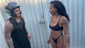 minha vizinha nao aguentou e acabou me dando em casa