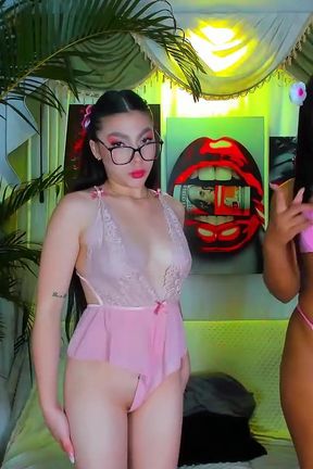 Masturbation with Intertwined Legs: Pussies Rubbing Without Penetrating - Gentle Tribbing