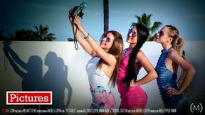 ”Cristal Caitlin, Anna Rose & Ally Breelsen are having a lesbian threesome”