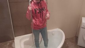 Wetlook in jeans and sweater