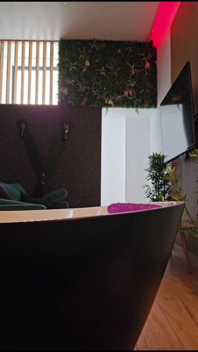 Little Bitch Who I'am