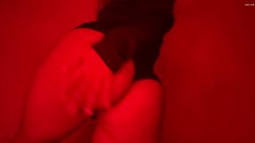 twerk of emo bitch alone in her room