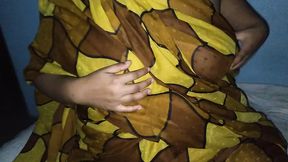 Sultry neighbor's blouse-less saree show exposes massive, bouncy bre*sts in this explicit XXX vid