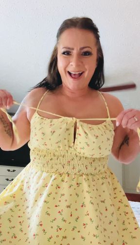 Hot wife wants quickie in her sundress