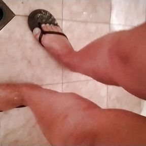 Foot Fetish Girl Nikita Washes Her Hot Feet In Home Bathroom