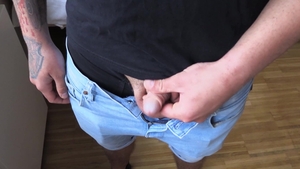 Czech Hunter: Battered Bank Balance Boosted by Boner