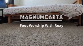 Foot Worship With Roxy