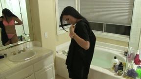 Loud Moaning Stepsisters Experiment With Each Other Scissoring