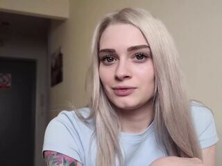 I liked the roommate so much that I gave it in the butt - BelleNiko