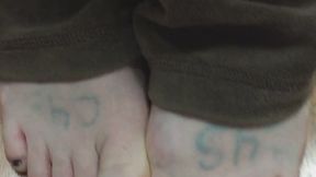 BLONDE HARDWOOD FLOOR STINKY FEET