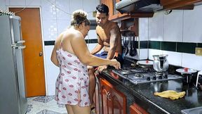 convincing my horny stepmother is very easy, she loves my cock