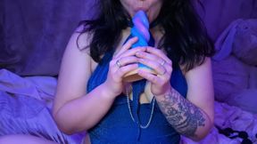 I&#039;m waiting for you to fuck me in your mouth and fill my throat with cum.