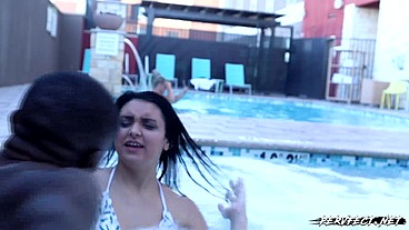 Leda meets a fan at the pool, then they fuck