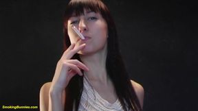 Skinny babe dancing and smoking naked