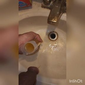 Injection of My Fresh Hot Piss Into My Tight Cunt.