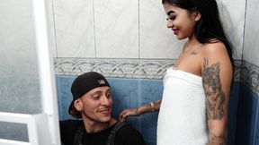 the plumber checks my pipe and fucks me