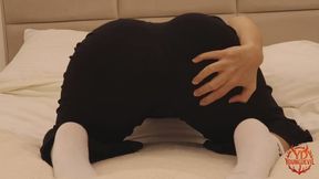 Gym mommy farts in your face