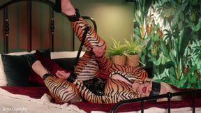 Submissive MILF in spandex