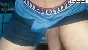 OMG 😱 NAKED INDIAN BOY SHOW HIS DICK MASTURBATION