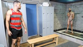 Hunks Dustin Steele and Julian Knowles enjoy a locker room quickie