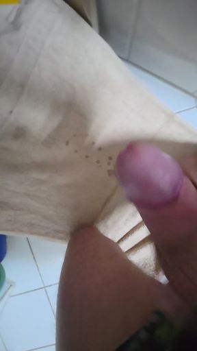 I finally have to cum - horny in the morning