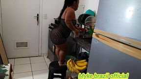 diarista vai trabalhar e transa gostoso com o patrao ela adora sexo anal