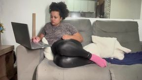 BBW Farting While Working on Pc No Talking