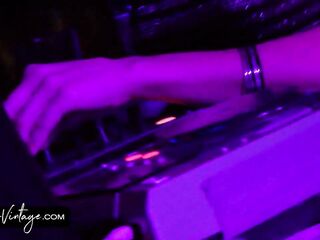 Super hawt three-some in a club