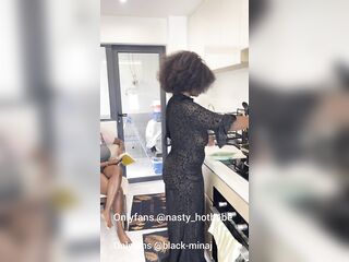 LARGE BOOTY STEPMOM BLACKMINAJ1 INTERRUPTS ME FROM STUDIES SINCE THAT BABE WAS LASCIVIOUS & NEEDED two cum!