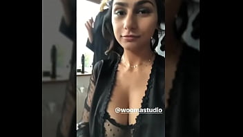 MiaKhalifa